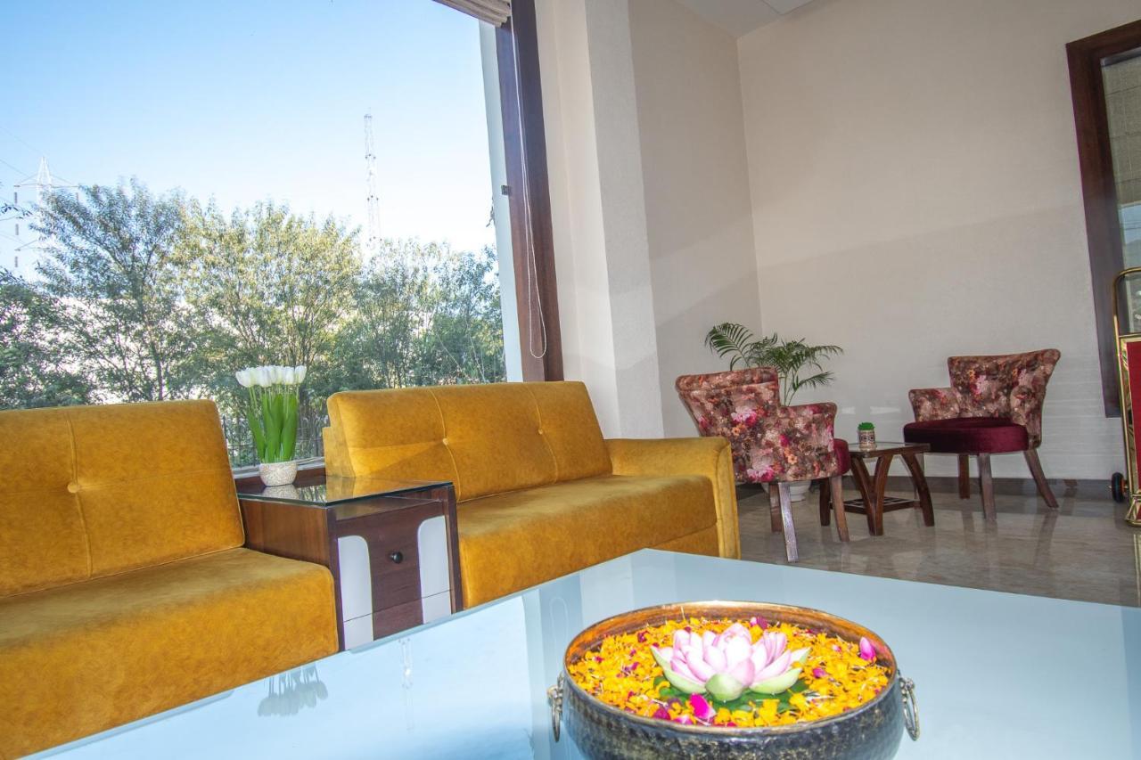 Hotel Ramaya Inn Raiwala Exterior photo