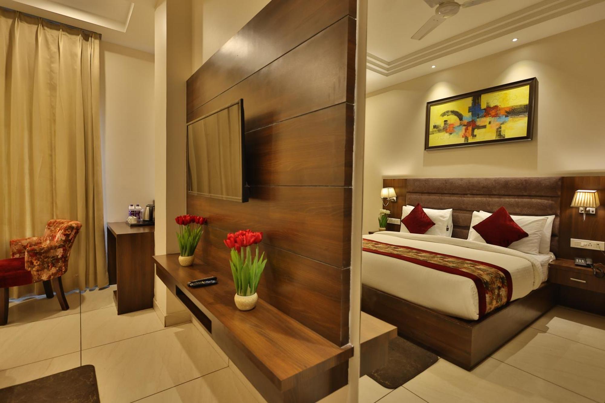 Hotel Ramaya Inn Raiwala Exterior photo