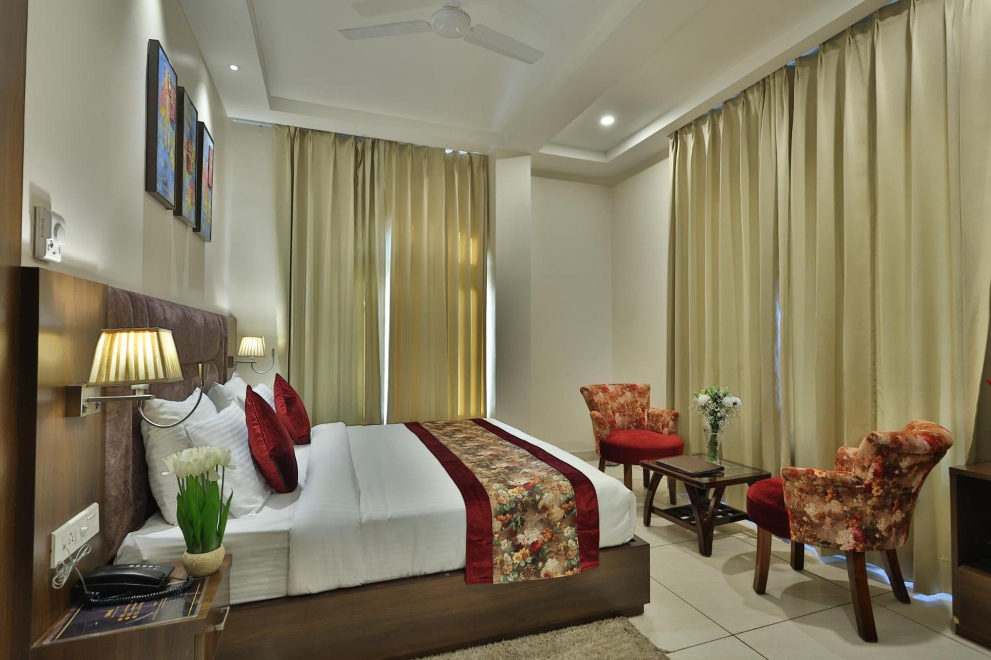 Hotel Ramaya Inn Raiwala Exterior photo
