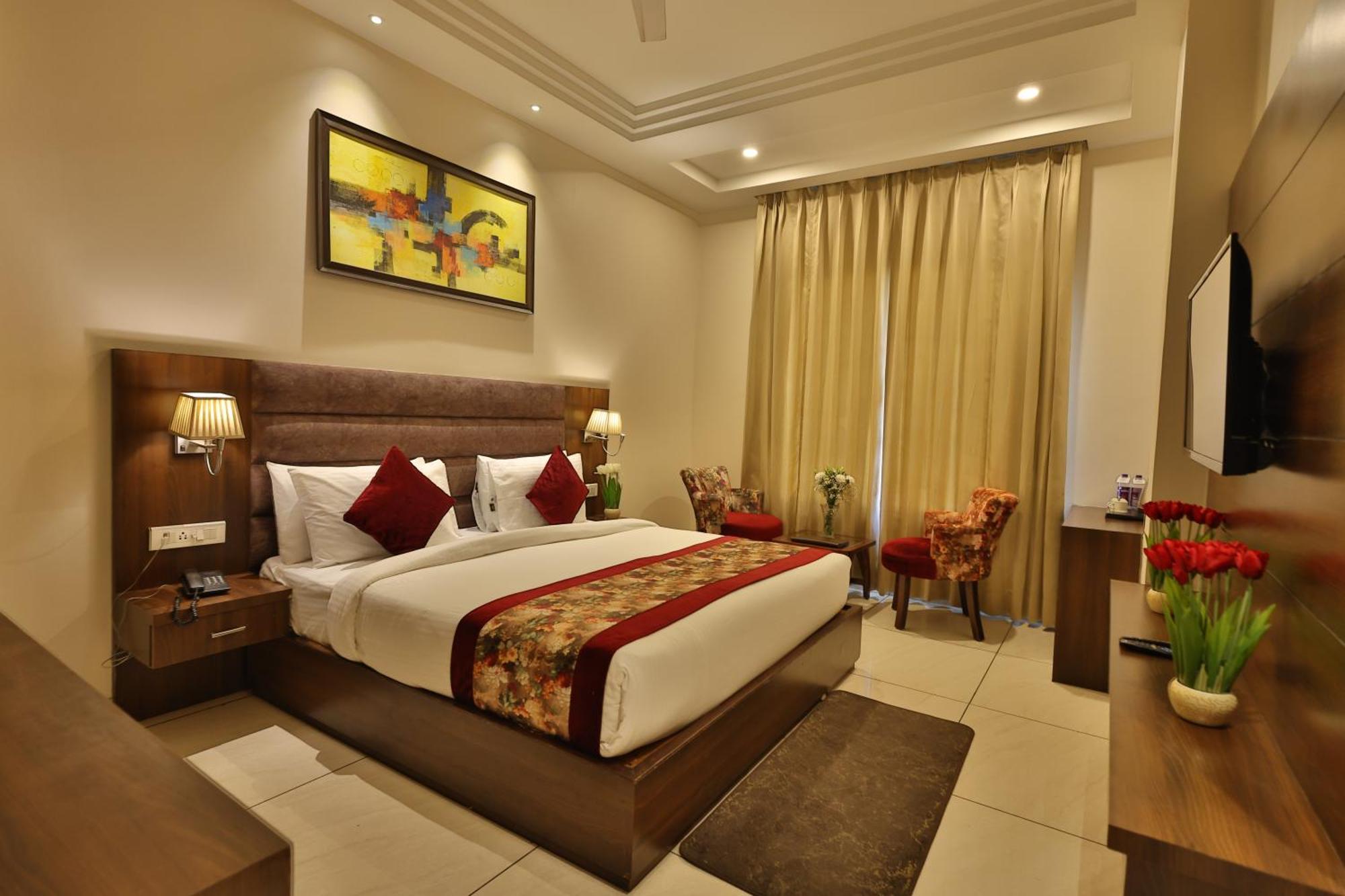 Hotel Ramaya Inn Raiwala Exterior photo